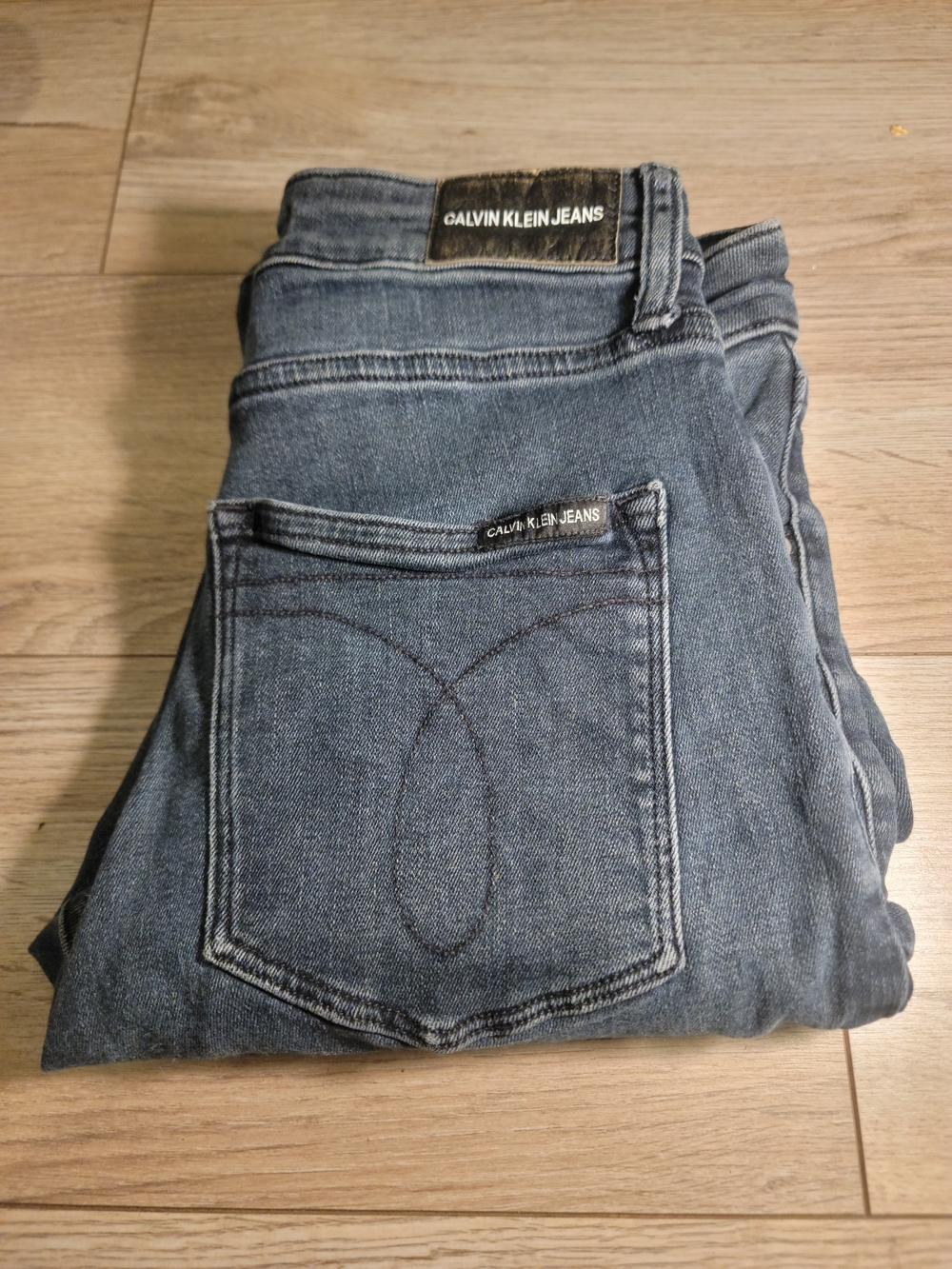Calvin Klein Women’s Dark Blue Skinny Jeans